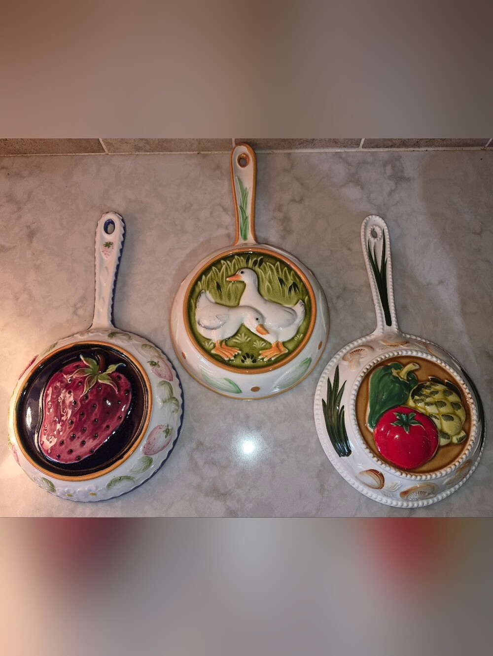 3 Vintage Gailstyn Sutton ceramic pans, often used for decorative wall hanging